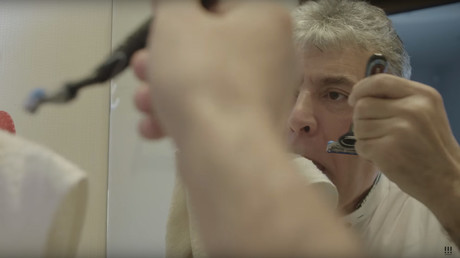 Wort eingelöst: Russlands Ex-Präsidentschaftskandidat Pawel Grudinin rasiert sich Schnurrbart ab