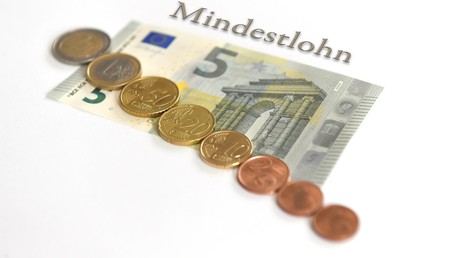 Mindestlohn ist Glückssache: Arbeitgeber missachten massenhaft Gesetz