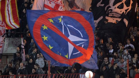 Umfrage offenbart: Über 80 Prozent der Serben sind gegen NATO-Beitritt