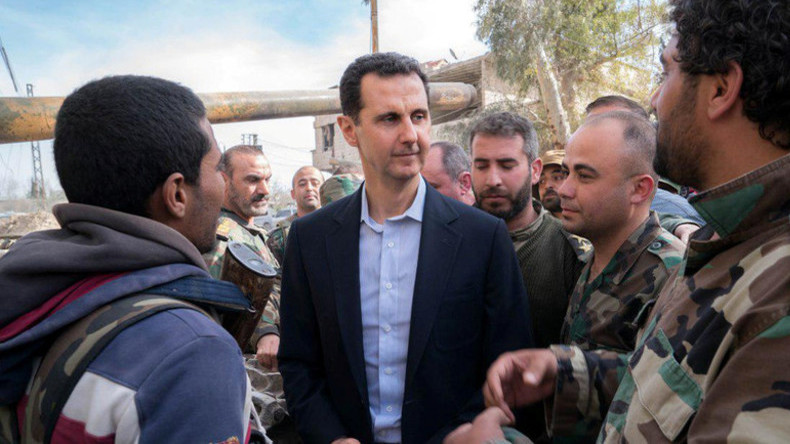 Ron Paul: Assad hat keinen Grund für Giftgasangriff, US-Interventionsbefürworter schon