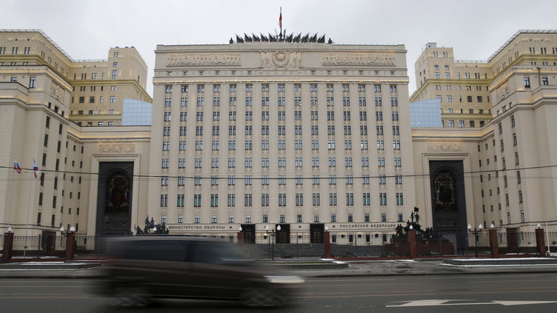 LIVE: Russisches Verteidigungsministerium gibt Pressekonferenz zur Lage in Syrien 