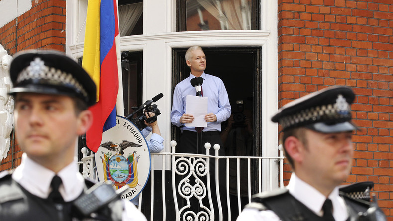 "Assange hat handfeste Beweise, dass nicht Russland die DNC-Mails gehackt hat"