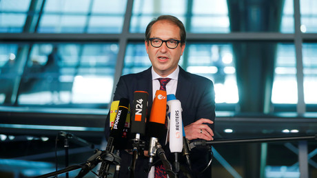 Dobrindt heizt Debatte weiter an: "Islam soll für Deutschland kulturell nicht prägend werden"