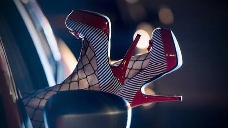 Norwegische Straßenverwaltung mahnt Absolventen vor Russfeier: "Bitte kein Sex im Kreisverkehr"