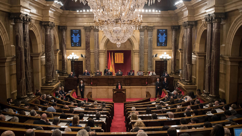 Abwesende Kandidaten zugelassen: Katalanisches Parlament fordert Madrid erneut heraus