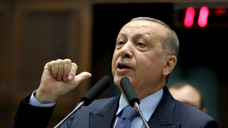 Erdogan präsentiert Wirtschaftspläne: Lira stürzt ab
