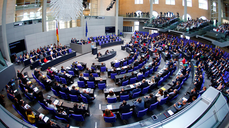 "Einfallstor für Lobbyismus": Die bezahlten Nebenjobs der Bundestagsabgeordneten