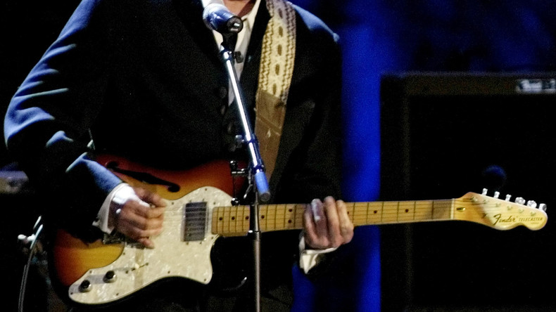 Gitarre von Bob Dylan wechselt Besitzer für knapp eine halbe Million Dollar