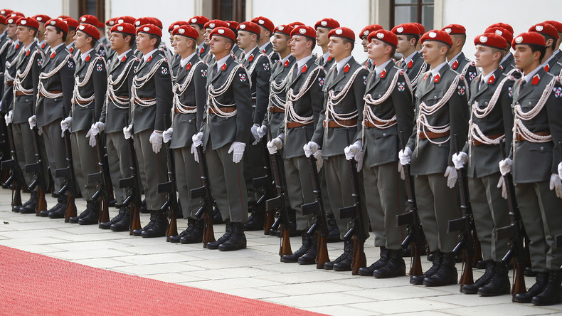 Gender-Deutsch abtreten: Österreichisches Militär schafft geschlechtsneutrale Formulierungen ab