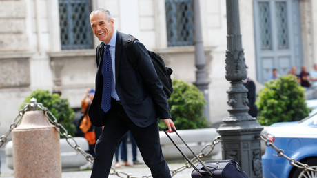 Italiens Präsident beauftragt IWF-Mann Cottarelli mit neuer Regierungsbildung