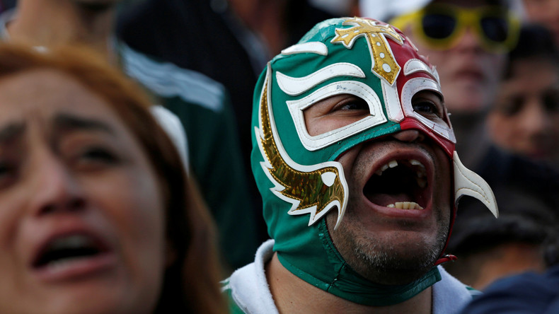 Fußball-WM: 8.630 Euro Geldstrafe für Mexiko und Serbien für beleidigende Rufe und Banner