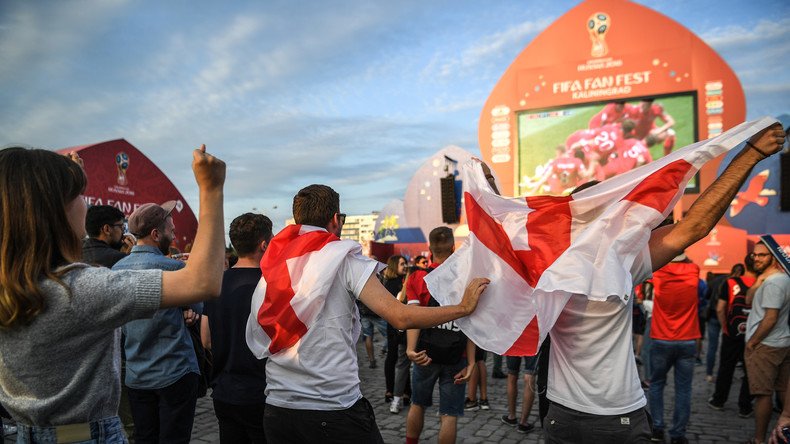 "Freundlich, großzügig und gastfreundlich": Englische WM-Gäste in Russland erleben Realitätsschock