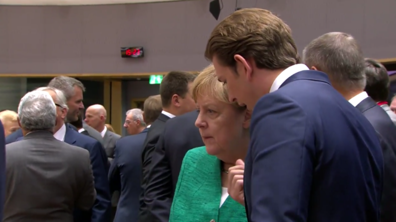 Auf der Suche nach EU-Lösung in der Migrationskrise: Orban, Kurz, Merkel und Macron äußern sich