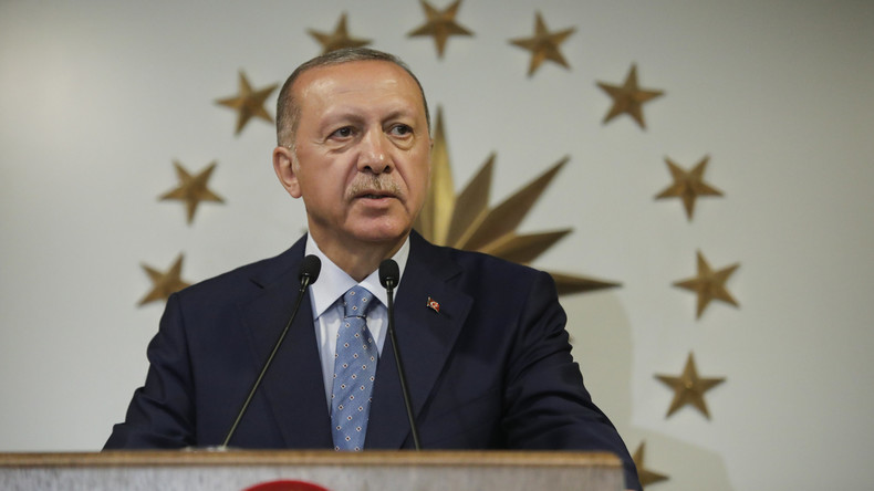 Analyse zur Türkei-Wahl: Sieg für Erdoğan, Rückschlag für AKP