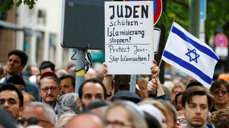 "Antideutsche": Rassismus für Intellektuelle