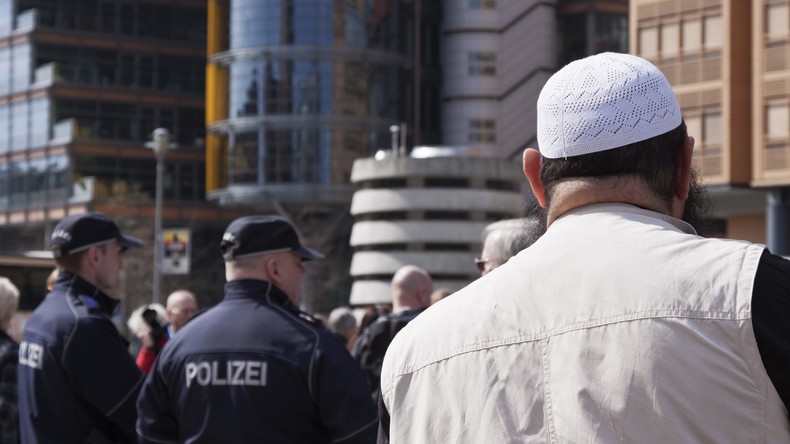 Verfassungsschutz bekommt immer mehr Hinweise auf Salafisten in Deutschland