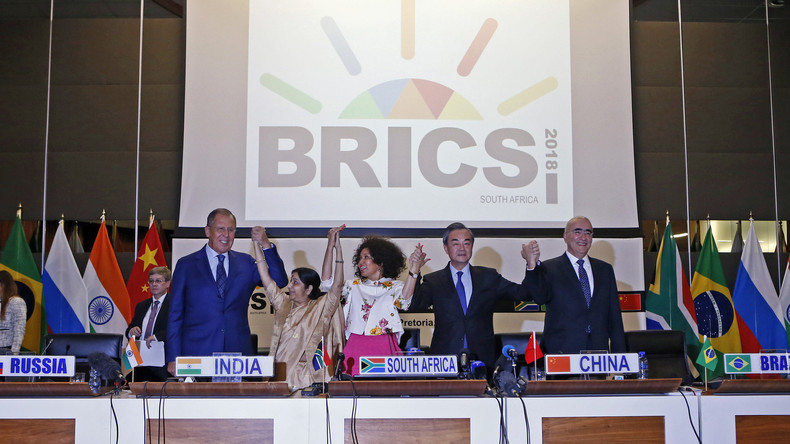 Sergei Lawrow: BRICS ist einzigartiges Beispiel für partnerschaftliche Beziehungen