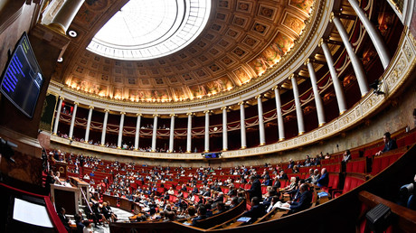 Schärfere Asylregeln in Frankreich endgültig gebilligt