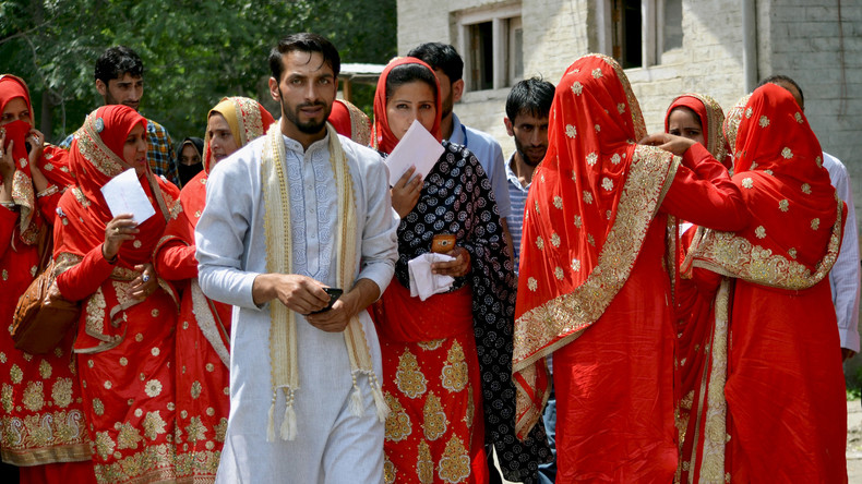 "Ehemann nicht der Herr seiner Ehefrau": Ehebruch ist in Indien keine Straftat mehr 