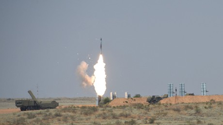 Reaktion auf Abschuss von Il-20: Russland rüstet syrische Armee mit S-300-Flugabwehrsystemen aus