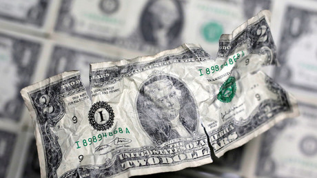 Putin: US-Dollar wird durch globale Sanktionen untergraben - "ein typischer Fehler eines Imperiums"