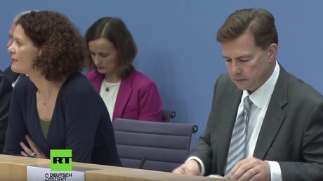 Merkel-Sprecher im Kreuzfeuer: Bundespressekonferenz zum Geständnis über Mord an Saudi-Journalist