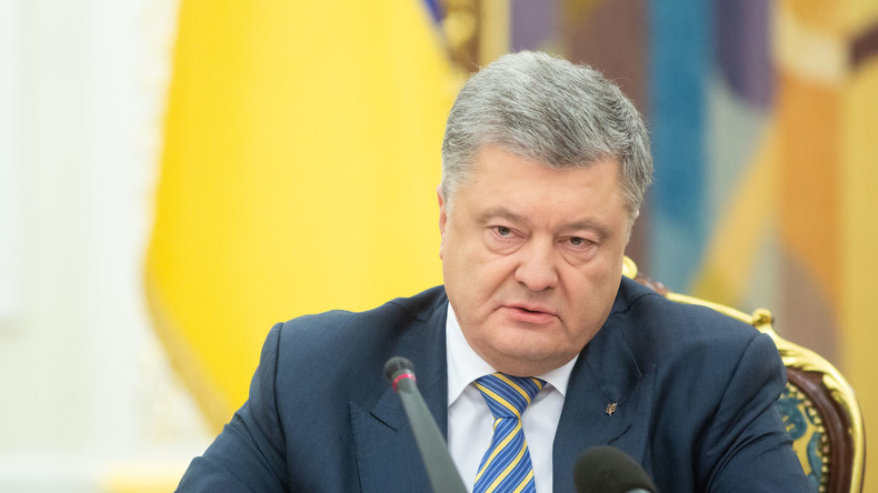 Kriegsrecht bestätigt - Ukrainisches Parlament stimmt Präsidentenerlass zu