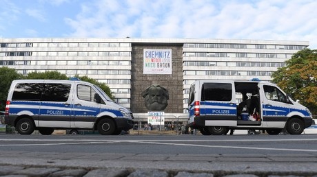 Chemnitz: Pro Chemnitz-Demonstration und Gegenveranstaltungen (Video)