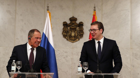 Lawrow antwortet auf Fragen zu russisch-serbischen Beziehungen: "Gemeinsame kulturelle Wurzeln"