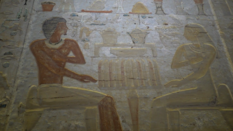 Eine Sensation jagt die Nächste: 4.400 Jahre altes Grab in Ägypten präsentiert