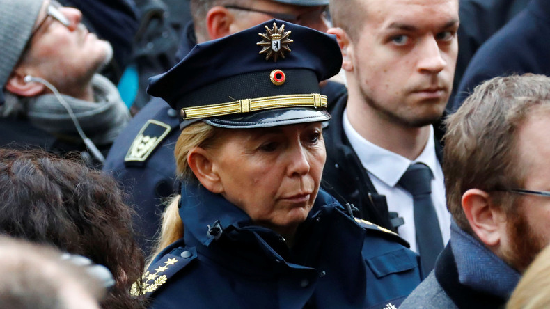 Gefühlte Unsicherheit: Traut sich Berlins Polizeipräsidentin nicht zum Joggen aufs Tempelhofer Feld?