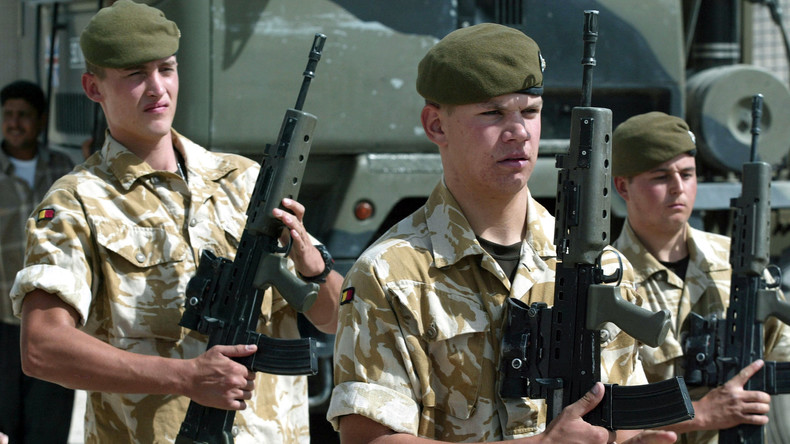 Millennials gesucht: Britische Armee lockt mit neuer Werbung "Koma-Zocker" und "Selfie-Süchtige" an