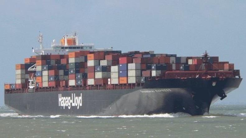 Brand auf deutschem Containerschiff auf hoher See - Lage unter Kontrolle