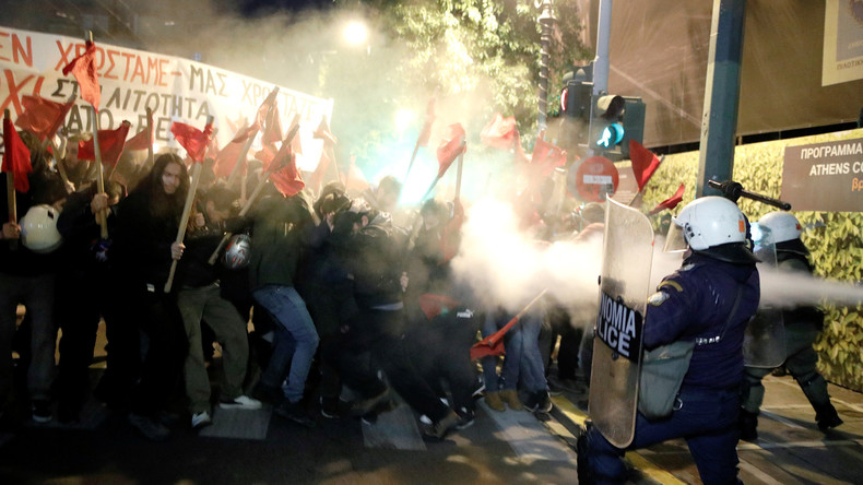 Merkel wirbt in Griechenland für Austeritätskurs: Massive Proteste gegen EU, IMF, Nato und Merkel