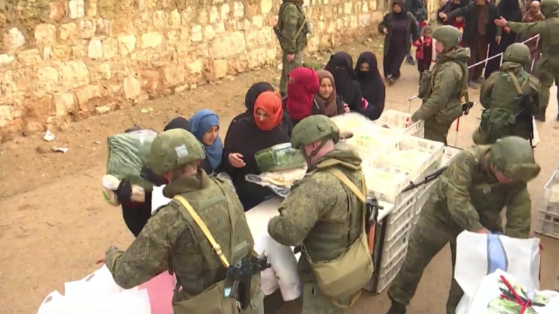 Syrien: Russland leistet weiterhin humanitäre Hilfe für die Bewohner Manbidschs