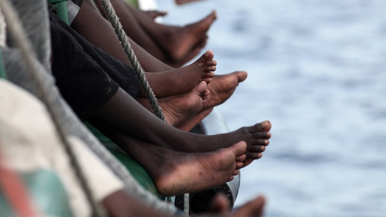 Schlauchboot mit Migranten kentert: Mehrere Vermisste vor Libyen 