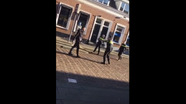 Niederlande: Pole liefert sich wilden Straßenkampf mit Polizisten und verletzt drei von ihnen