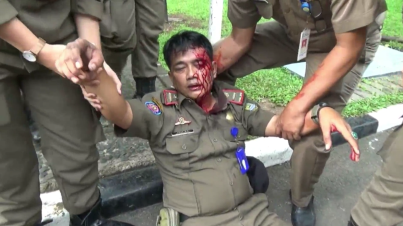 Indonesien: Studenten fordern kostenlose Gesundheitsversorgung – Zusammenstöße mit der Polizei