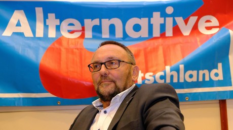 Polizei sucht nach Angriff auf AfD-Politiker nach Tatverdächtigen