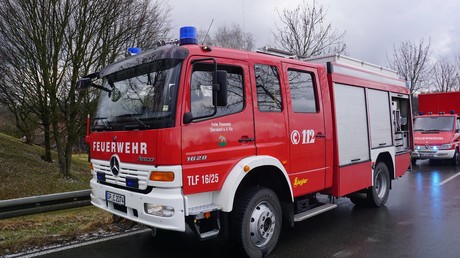 Explosion zerstört Reihenhaus - 71-Jährige schwer verletzt