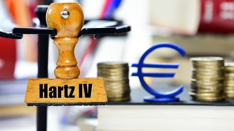 Karlsruhe prüft Hartz-IV-Sanktionen – Wie viel ist die Menschenwürde in Deutschland noch wert?