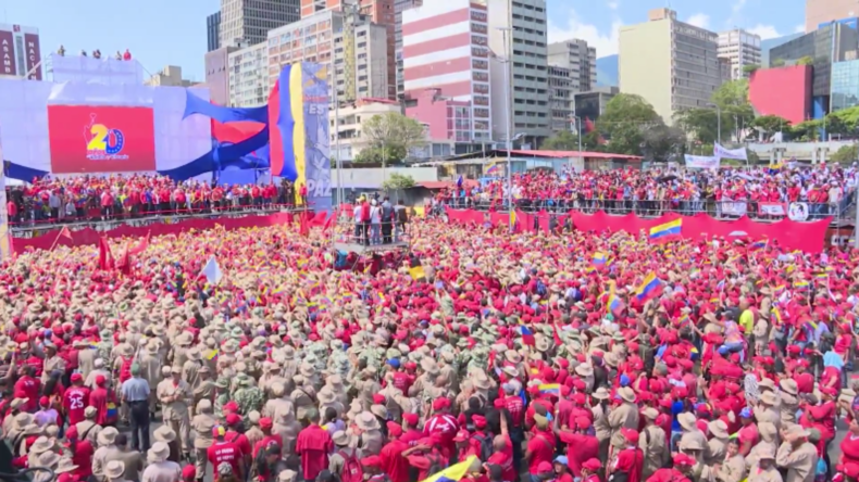 Maduro ruft zu vorgezogenen Parlamentswahlen und "nationalem Dialog" auf