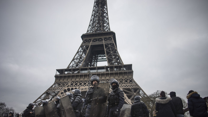 Zehntausende streiken in ganz Frankreich – Eiffelturm geschlossen