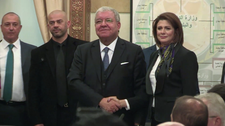 Libanon: Erste Innenministerin der arabischen Welt vereidigt