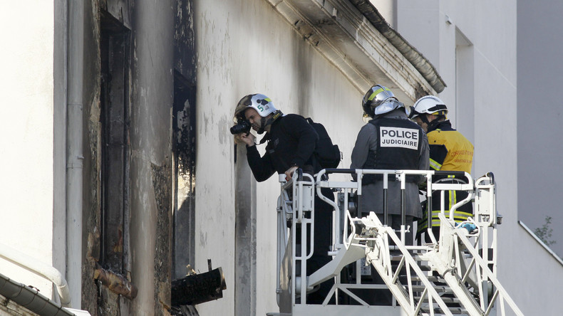 Frau und Kind sterben bei Feuer in Lyon – Brandstiftung vermutet 