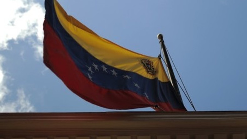 Raubüberfall auf Venezuelas Generalkonsulat in Ecuador: Mitarbeiter verprügelt, Kasse gestohlen