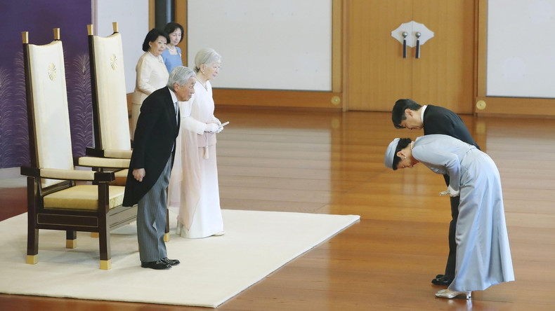 Japan ehrt Kaiser Akihito zum 30. Thronjubiläum 