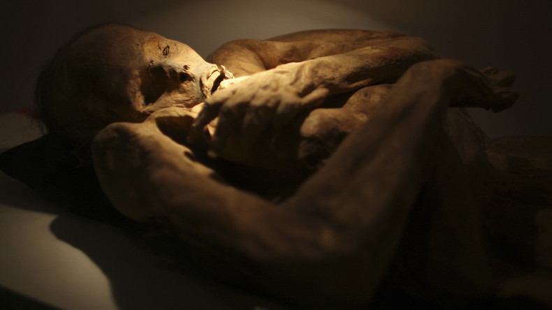 Unbekannte enthaupten 800 Jahre alte Kreuzfahrer-Mumie in irischer Krypta