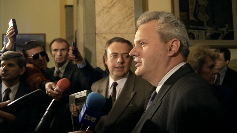 20 Jahre seit NATO-Angriff auf Jugoslawien: Warum wurde Milošević zum Hassobjekt des Westens?