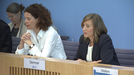 Bundesregierung: "Werden Druck auf Maduro erhöhen"